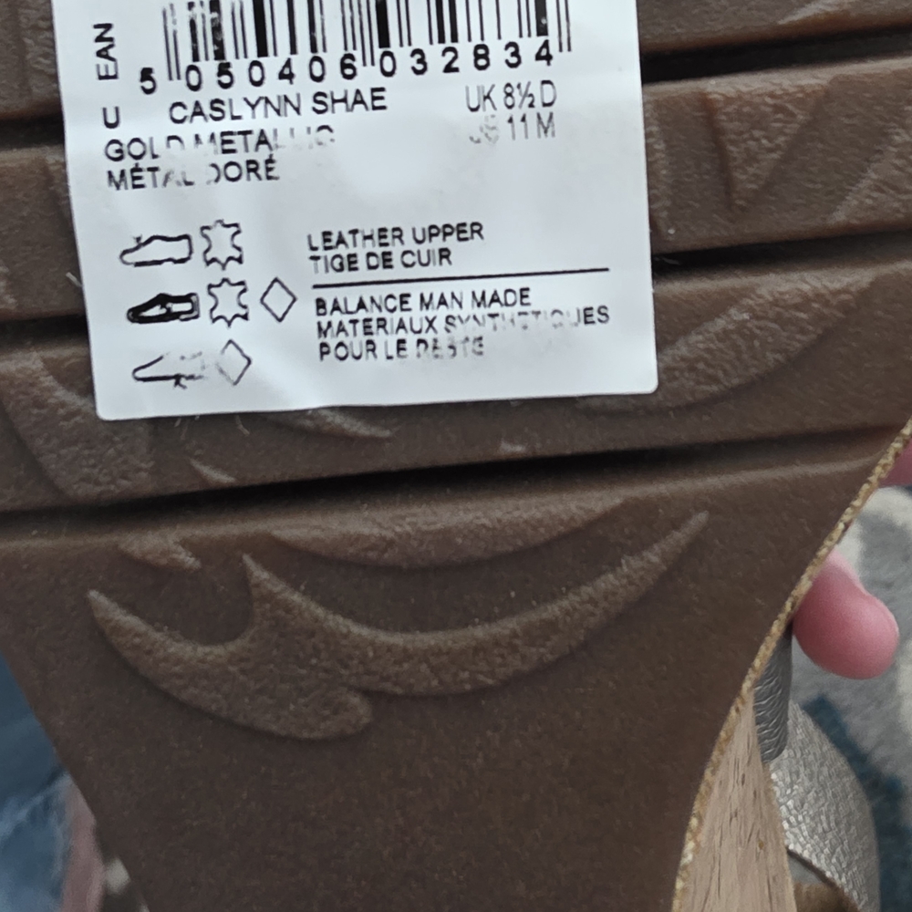 Clarks Women’s Pewter Metallic Crossover Wedge Sandals - Picture 6 of 6